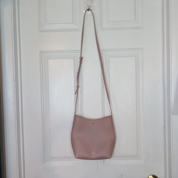 New Samara Cross Body Bucket Bag in Rose Blush Pink Vegan Leather - Picture 4 of 9
